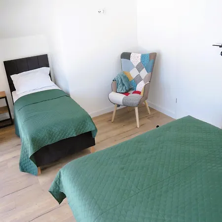 New Homes For 6 People, Vakantiehuis *