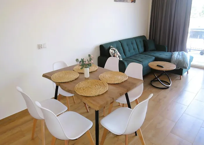 New Homes For 6 People, Niechorze